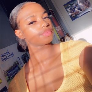 Meet your Posher, Janae